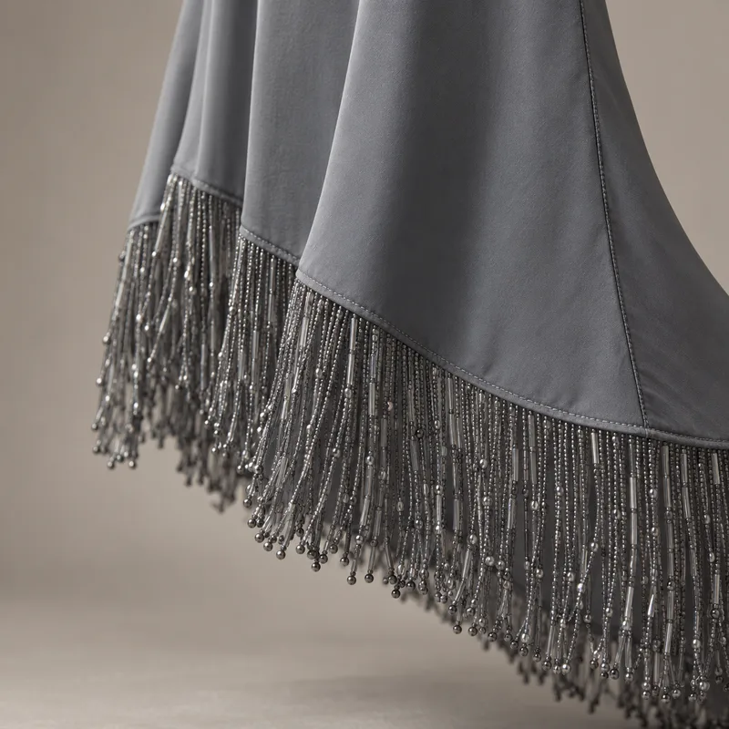 Fringed hems (Forecut illustration)